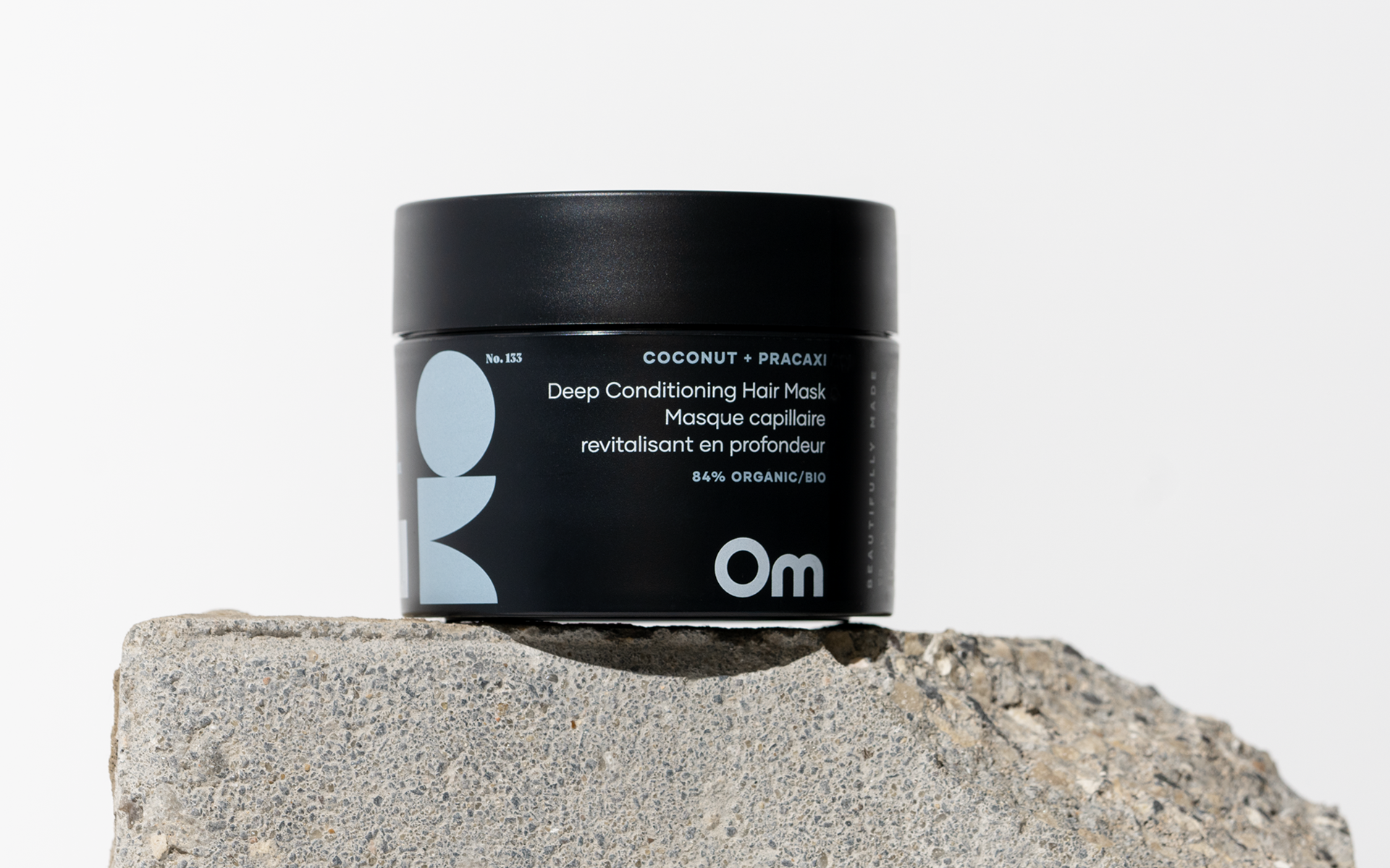 Om_07_1920x1200_edited.png?v=